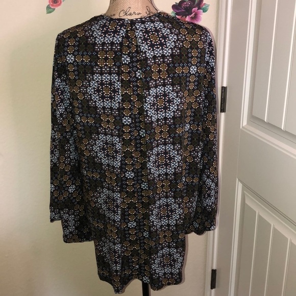 Umgee Embroidered Floral Geometric Cardigan Wrap in Multiple Colors Size S/M - Picture 6 of 7